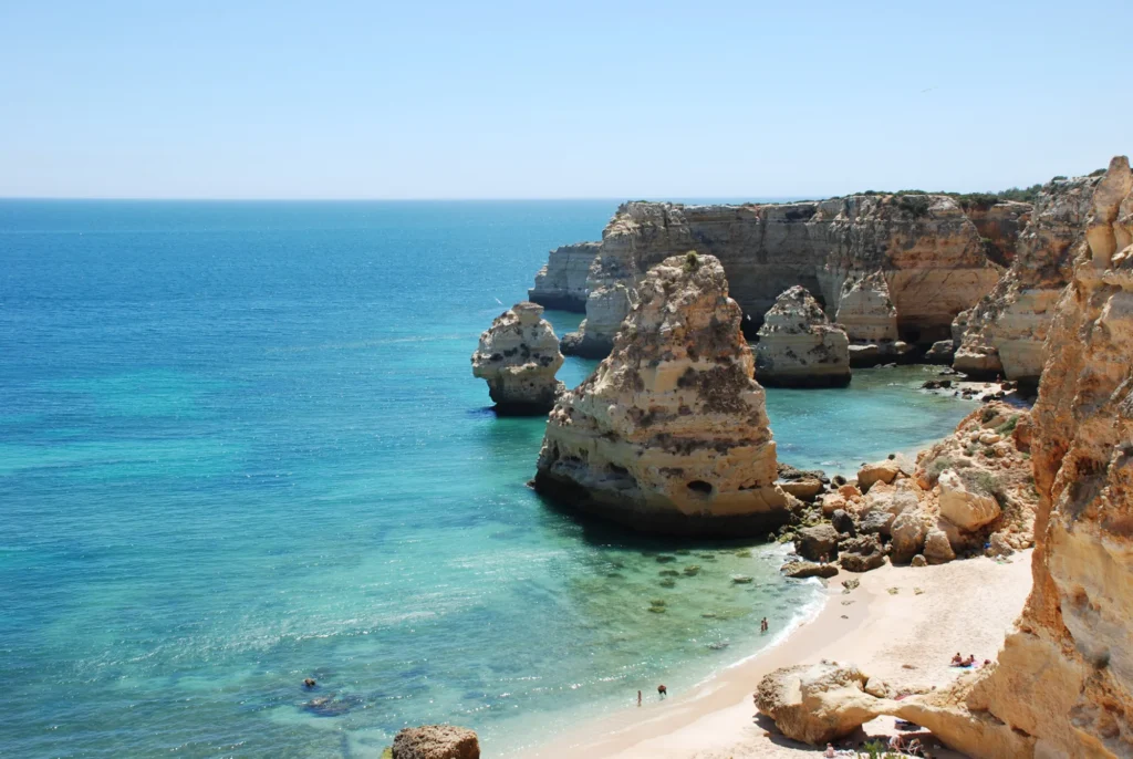 01-lede-algarve-portugal-travel-guide.jpg