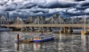boats, river, bridge, buildings, structures, infrastructures, suspension bridge, river boats, nature, river cruise, london, england, urban, city, water, skyline, clouds, cloudy sky, london, london, london, london, london, england