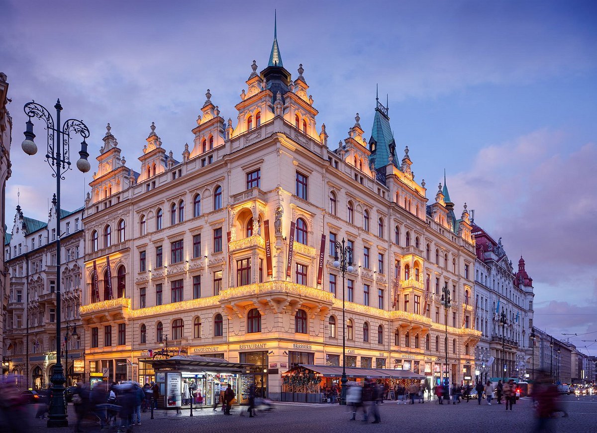 hotel-kings-court